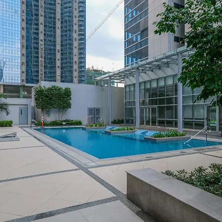 2Br Uptown Bgc-22Floor View And Near Mitsukoshi, Uptown Mall, And Restaurants