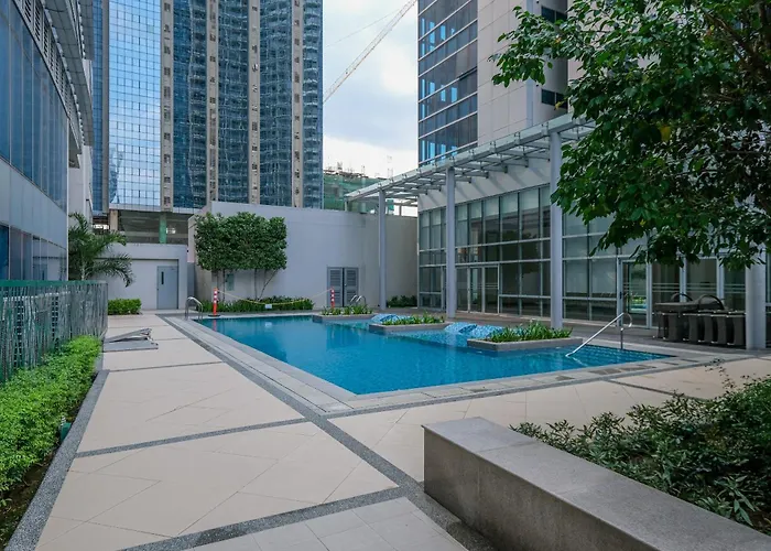 2br Uptown Bgc-22floor View And Near Mitsukoshi, Uptown Mall, And Restaurants Apartahotel Manila