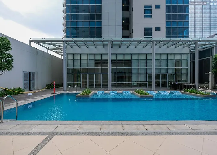 2br Uptown Bgc-22floor View And Near Mitsukoshi, Uptown Mall, And Restaurants 4*