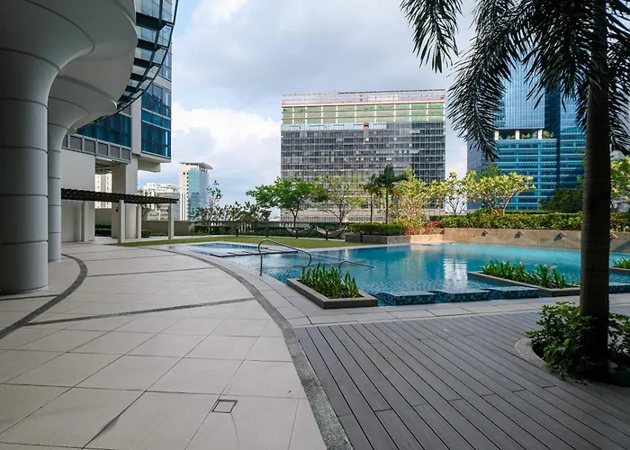 2br Uptown Bgc-22floor View And Near Mitsukoshi, Uptown Mall, And Restaurants Apartahotel Manila