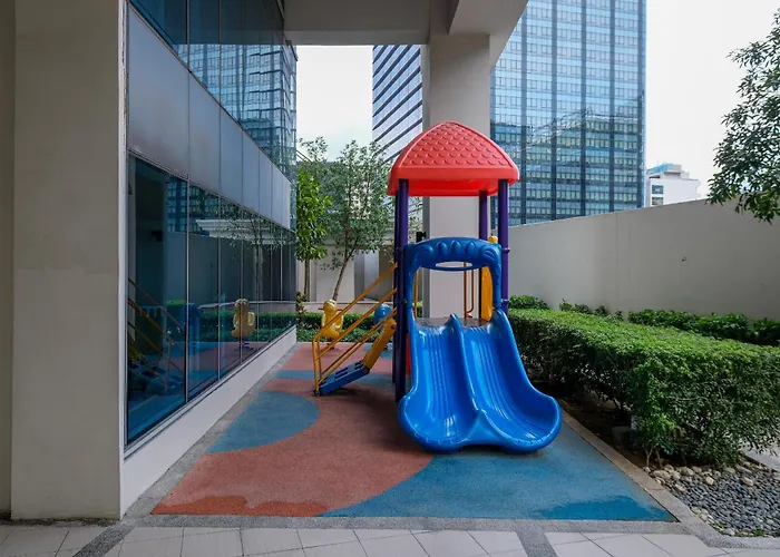 2br Uptown Bgc-22floor View And Near Mitsukoshi, Uptown Mall, And Restaurants Apartahotel 4*